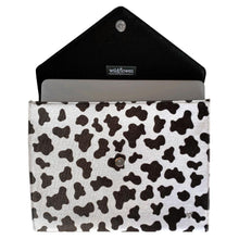 Load image into Gallery viewer, Moo Moo 13&quot; Laptop Clutch
