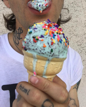 Load image into Gallery viewer, Jesse Rutherford Mint Chip iPhone Xr Case
